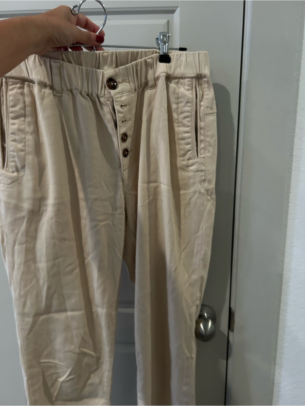 ME369 pants in khaki brown